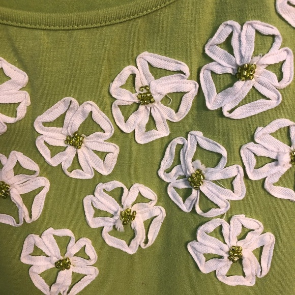 Top Ribbon and Bead Detail - Picture 2 of 4